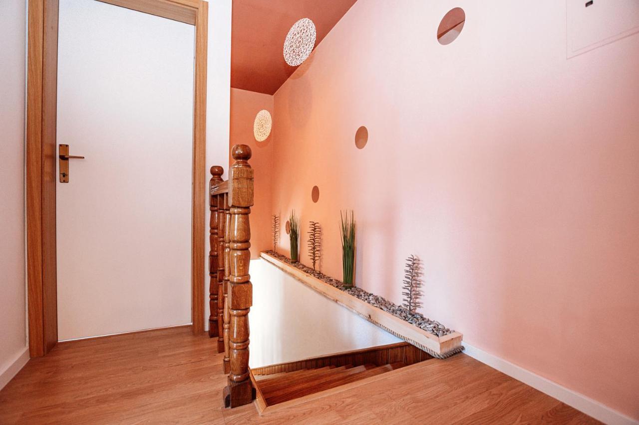 Rooms Emilija Bozava Luaran gambar